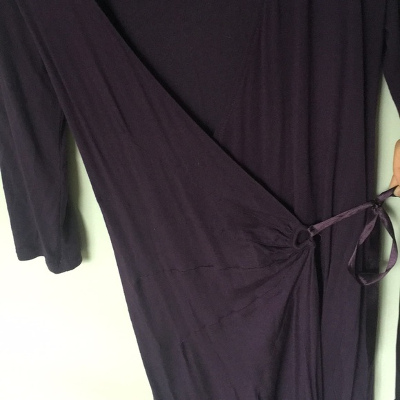 3/4 sleeve knit wrap dress - Picture 3 of 4